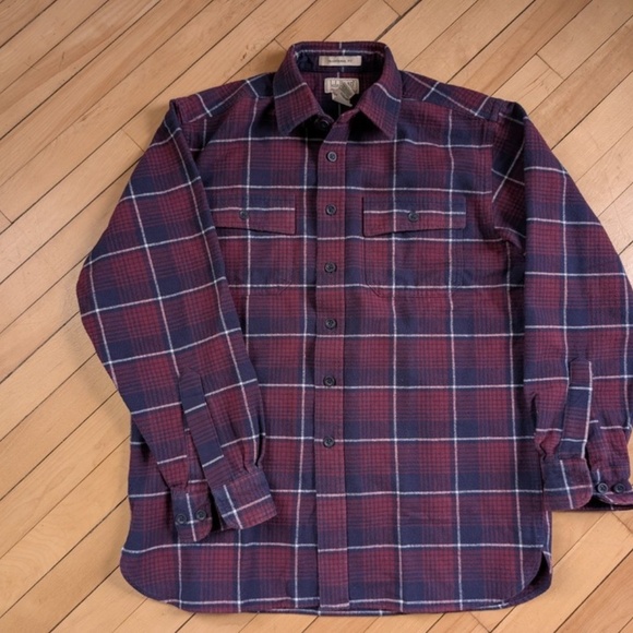 L.L. Bean Traditional Fit Chamois Cloth Shirt - Picture 1 of 5